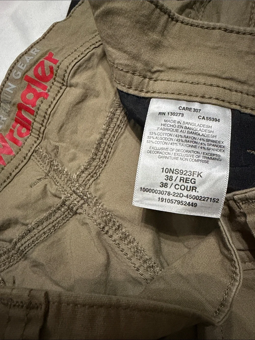 Wrangler Men's Tan Hybrid Utility Shorts